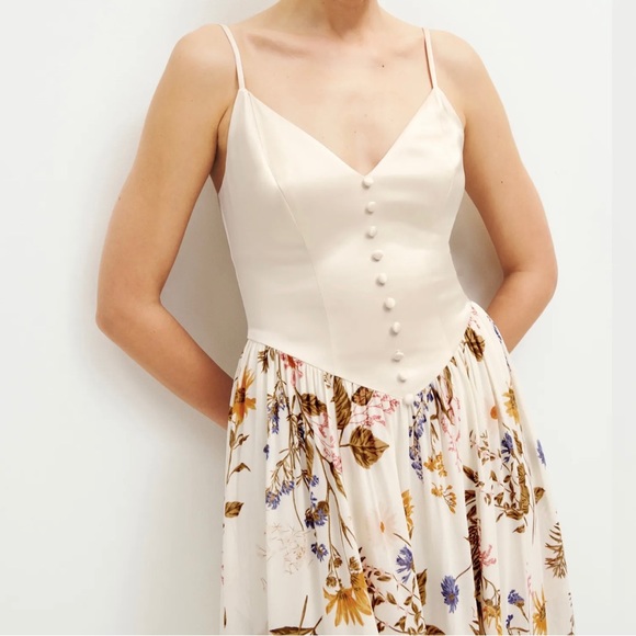 Everleigh Satin Dress - Picture 4 of 6